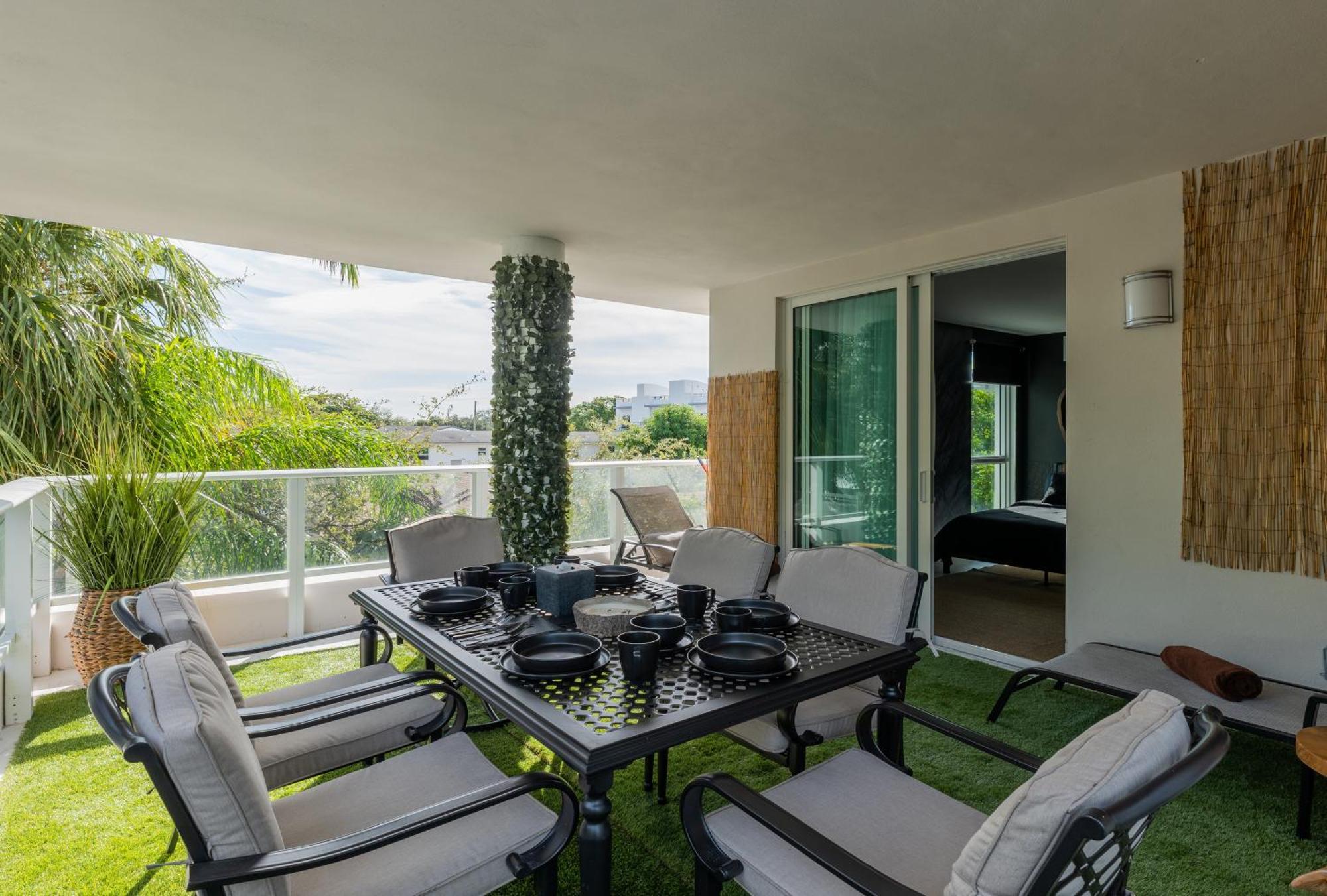 Miami Wood Apart Hotel New 2024 - Private Terrace - Free Garage - Beach 5 Min هوليوود المظهر الخارجي الصورة