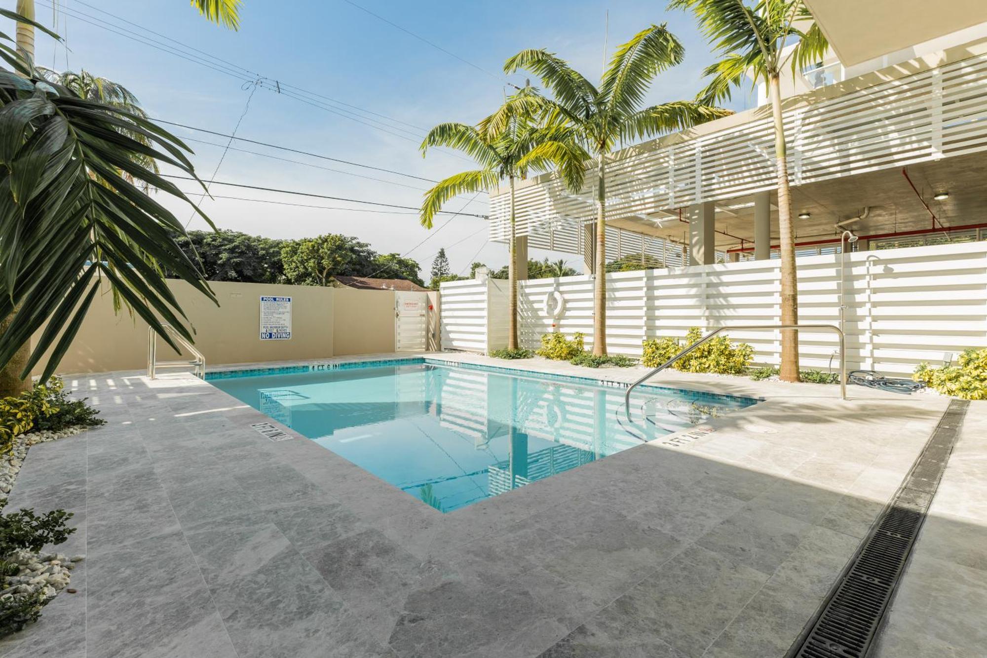 Miami Wood Apart Hotel New 2024 - Private Terrace - Free Garage - Beach 5 Min هوليوود المظهر الخارجي الصورة