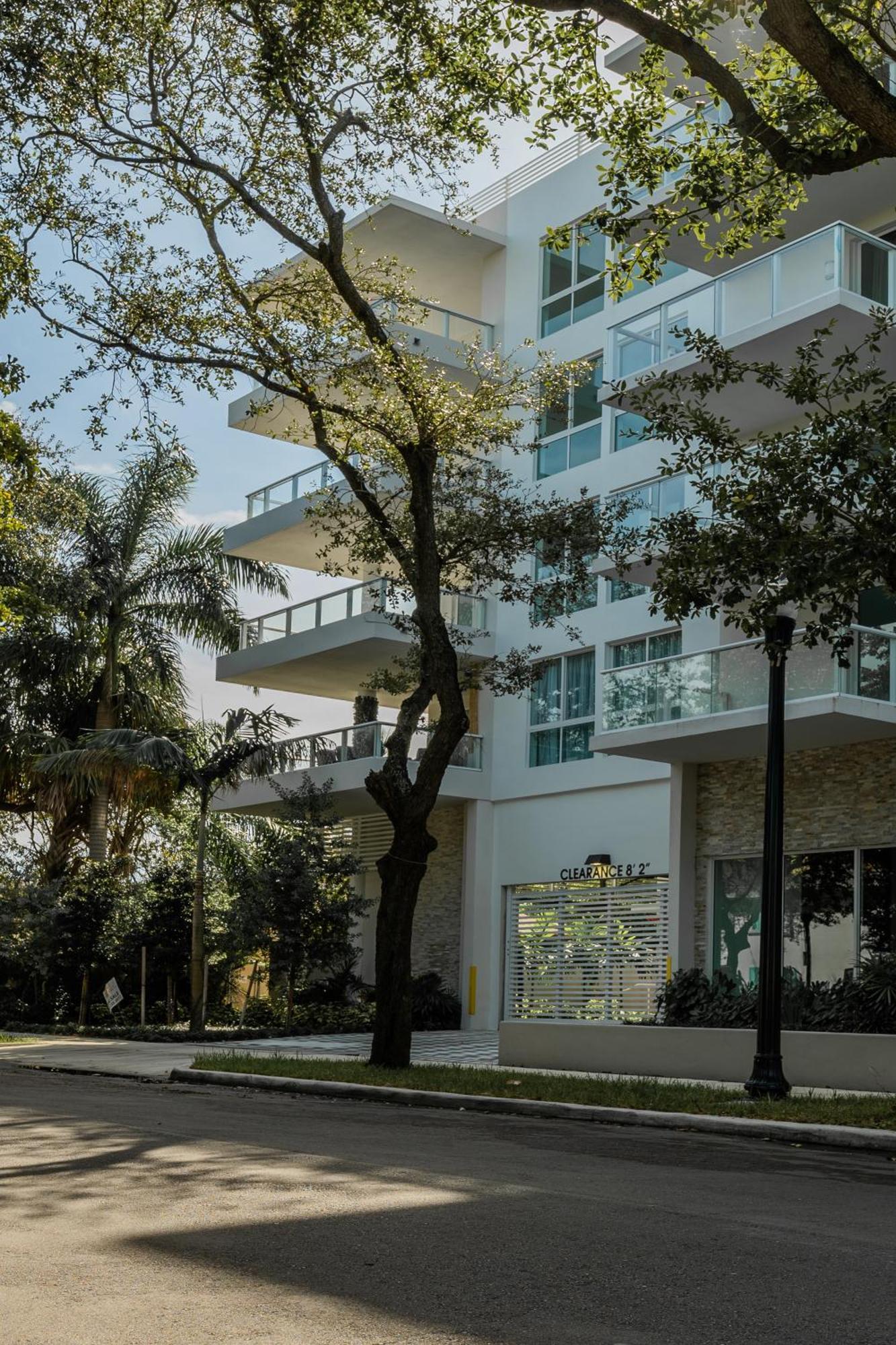 Miami Wood Apart Hotel New 2024 - Private Terrace - Free Garage - Beach 5 Min هوليوود المظهر الخارجي الصورة